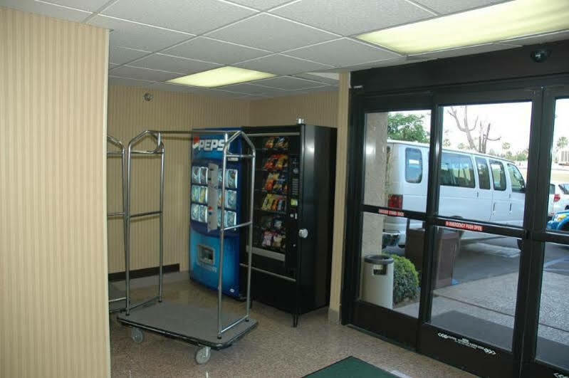 Comfort Inn Anaheim Resort Bagian luar foto